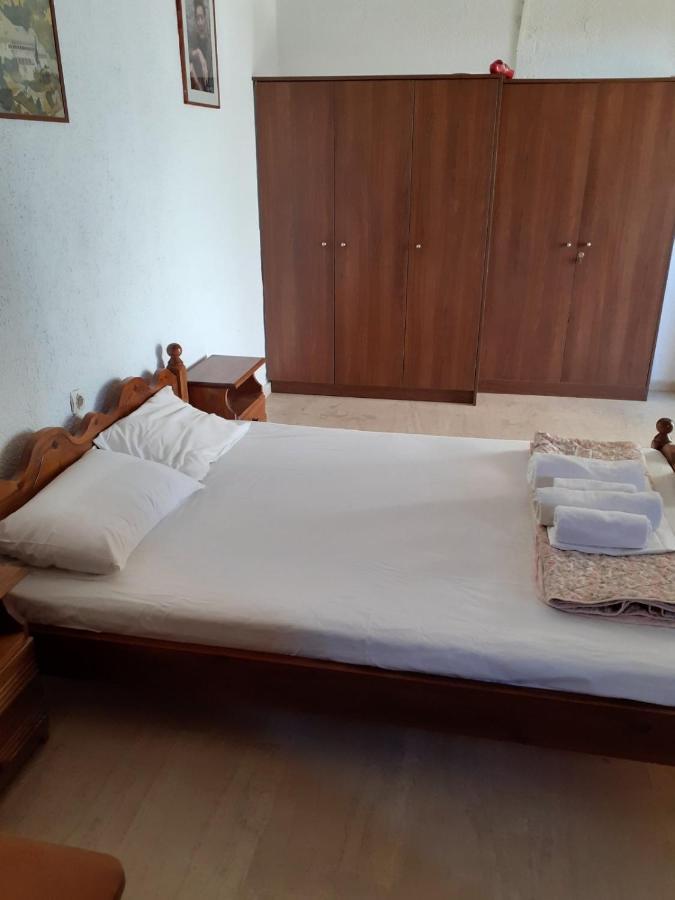 Alex Home Apartments Hersonissos  Bagian luar foto