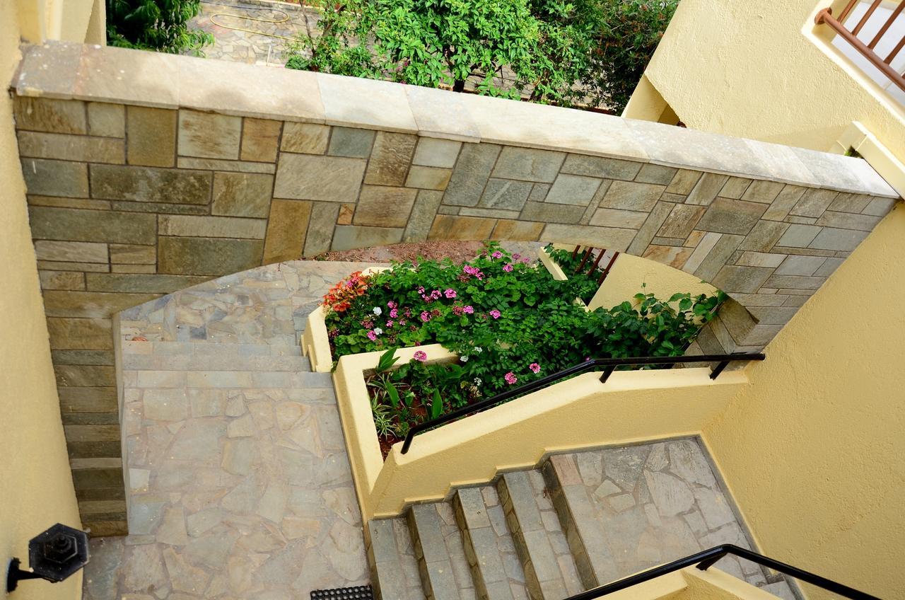 Alex Home Apartments Hersonissos  Bagian luar foto
